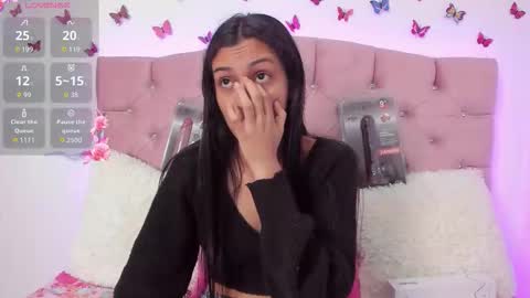 Snapshot of maria_skinny_ chatting on 28, 3, 2026 My name is Valentina online show from 28, 3, 2026