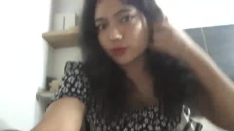 Snapshot of mariabril77 chatting on 4, 3, 2025 Call me Mara  online show from 4, 3, 2025