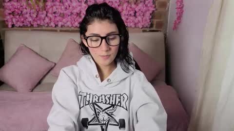 Snapshot of mariagh_ chatting on 7, 3, 2026 Maria online show from 7, 3, 2026