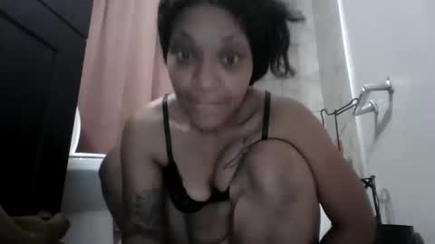 Snapshot of mariah255 chatting on 10, 5, 2026 Mariah online show from 10, 5, 2026