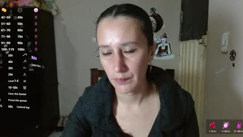 Snapshot of mariam_wish1 chatting on 18, 3, 2026 mariam_wish1 online show from 18, 3, 2026