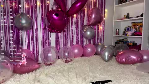 Snapshot of mariamcanestrini chatting on 21, 3, 2026 Lily online show from 21, 3, 2026