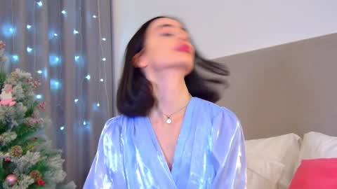 Snapshot of mariamenson chatting on 19, 12, 2024 MariaMenson online show from 19, 12, 2024