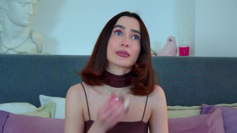 Snapshot of mariamenson chatting on 5, 2, 2025 MariaMenson online show from 5, 2, 2025