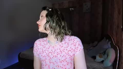 Snapshot of mariamilkis chatting on 22, 6, 2026 Maria online show from 22, 6, 2026