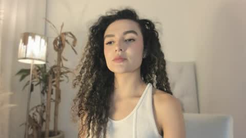 Snapshot of marian_skinny chatting on 1, 4, 2026 Marian online show from 1, 4, 2026