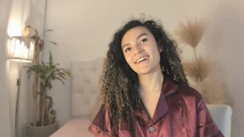 Snapshot of marian_skinny chatting on 1, 4, 2026 Marian online show from 1, 4, 2026