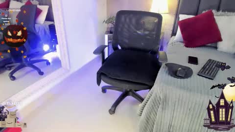 Snapshot of mariana_c chatting on 17, 10, 2025 Mar y online show from 17, 10, 2025