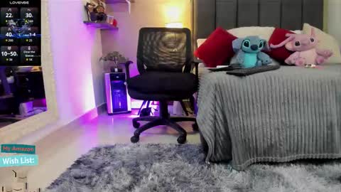 Snapshot of mariana_c chatting on 22, 11, 2025 Mar y online show from 22, 11, 2025