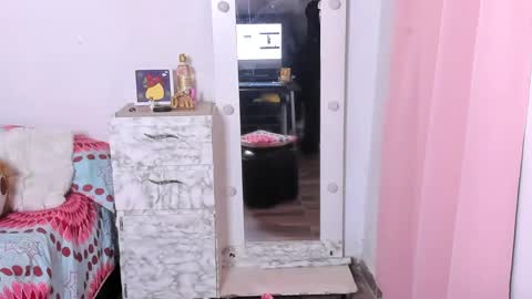      M A R I A N A       online show from 1, 2, 2025