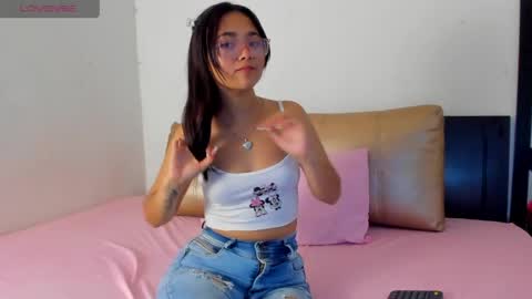 Snapshot of mariana_toress chatting on 16, 3, 2026 Mariana torres online show from 16, 3, 2026