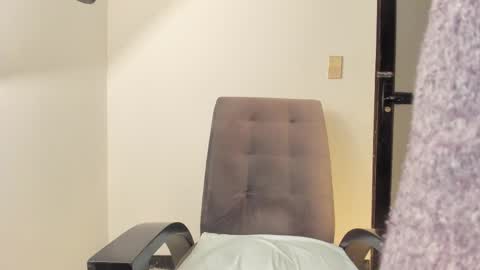 Mariana  online show from 15, 12, 2025