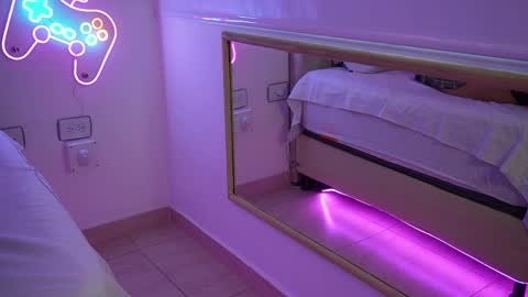 Snapshot of marianagiraldo_ chatting on 28, 4, 2026 marianagiraldo_ online show from 28, 4, 2026