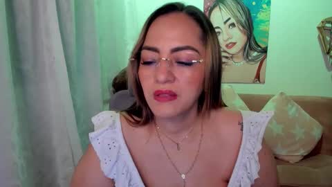 Mariana Lopez online show from 12, 10, 2025