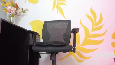 Mariana Vargas online show from 3, 3, 2025