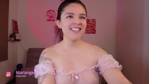 mariangeel_ online show from 24, 10, 2025