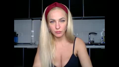 Snapshot of marianna1977 chatting on 27, 2, 2025 marianna1977 online show from 27, 2, 2025