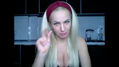 Snapshot of marianna1977 chatting on 28, 2, 2025 marianna1977 online show from 28, 2, 2025