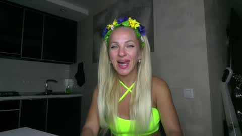 Snapshot of marianna1977 chatting on 28, 9, 2025 marianna1977 online show from 28, 9, 2025