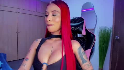 M A R I A N E online show from 1, 11, 2025