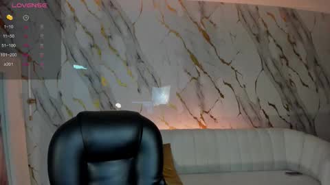 Snapshot of mariannelane1 chatting on 7, 3, 2026 Marianne online show from 7, 3, 2026