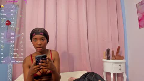 Snapshot of marianrosse chatting on 14, 3, 2026 marianrosse online show from 14, 3, 2026