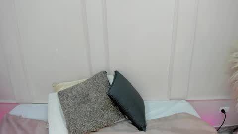 Maria Pettit online show from 26, 2, 2026