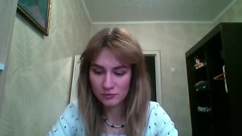 Snapshot of maribethgawrych chatting on 21, 4, 2026 Elianor online show from 21, 4, 2026