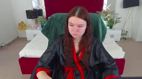Snapshot of marich_ka chatting on 4, 2, 2025 MaRich Ka online show from 4, 2, 2025