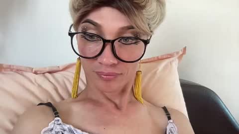 Snapshot of maridekoks chatting on 6, 5, 2026 Mari online show from 6, 5, 2026