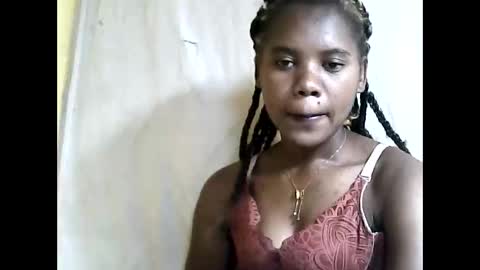 Snapshot of marie599194 chatting on 30, 5, 2026 marie599194 online show from 30, 5, 2026