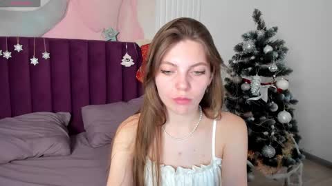 Snapshot of marie_reyes_ chatting on 12, 12, 2024 Mary 3 online show from 12, 12, 2024