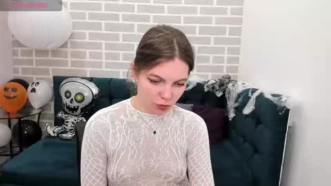 Snapshot of marie_reyes_ chatting on 25, 10, 2025 Mary 3 online show from 25, 10, 2025