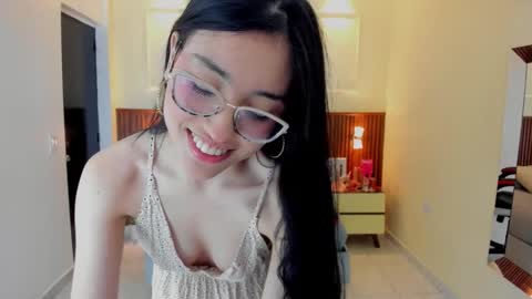 MARIE  online show from 30, 3, 2026