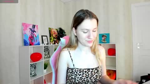 mariel_brown online show from 27, 2, 2025