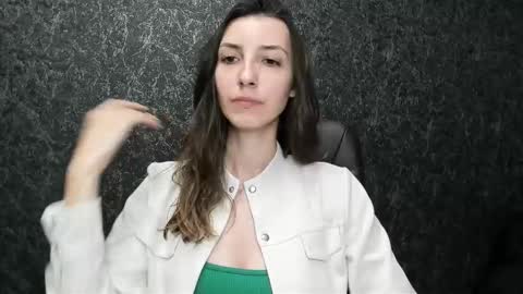 Snapshot of marielleanker chatting on 27, 9, 2025 marielleanker online show from 27, 9, 2025