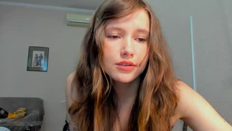 Snapshot of mariesoft chatting on 17, 4, 2026 MarieBelle online show from 17, 4, 2026