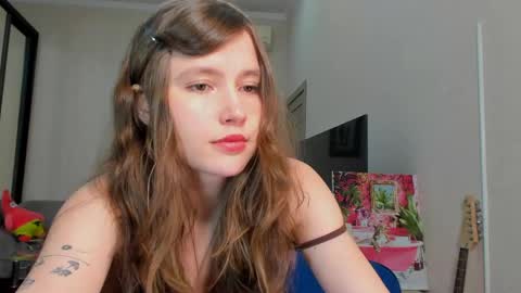 Snapshot of mariesoft chatting on 22, 4, 2026 MarieBelle online show from 22, 4, 2026