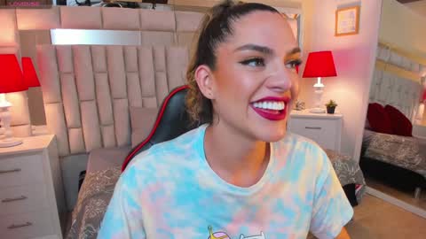 Snapshot of mariiahneedles chatting on 5, 2, 2025 mariiahneedles online show from 5, 2, 2025