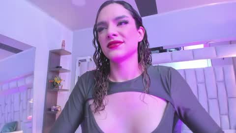 Snapshot of mariiahneedles chatting on 8, 4, 2026 mariiahneedles online show from 8, 4, 2026