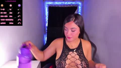 Snapshot of mariiana_hasper chatting on 13, 12, 2024 Mariana Hasper online show from 13, 12, 2024