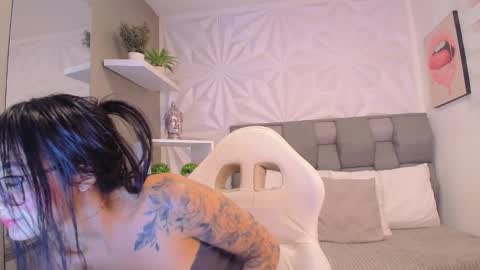 Snapshot of mariianadiaz1_ chatting on 10, 2, 2026 Maryyy online show from 10, 2, 2026