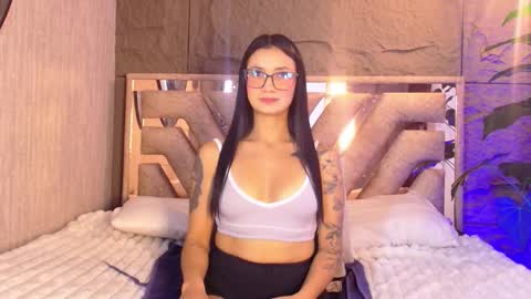 Snapshot of mariianadiaz1_ chatting on 5, 3, 2026 Maryyy online show from 5, 3, 2026
