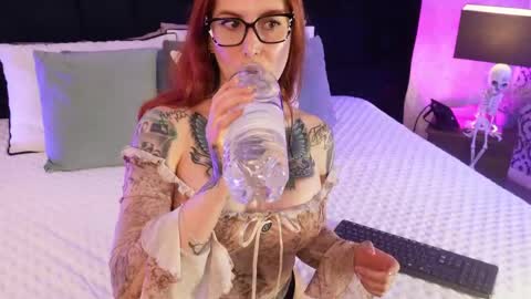 Snapshot of mariianna_lopez_ chatting on 18, 4, 2026 Mariana online show from 18, 4, 2026