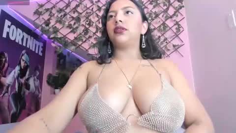 Snapshot of mariilulp303av chatting on 9, 3, 2025 Marilu online show from 9, 3, 2025