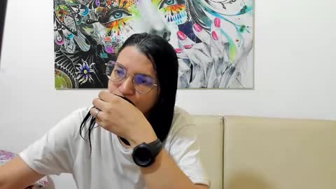 Snapshot of marilyn_garcia chatting on 23, 3, 2026 MARILYN SEXY online show from 23, 3, 2026