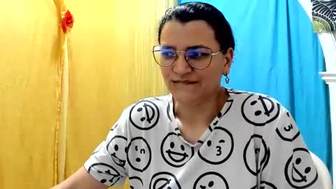Snapshot of marilyn_garcia chatting on 1, 8, 2026 MARILYN SEXY online show from 1, 8, 2026