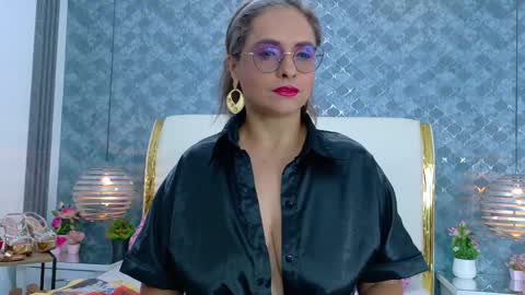 Snapshot of marilynvega77 chatting on 17, 3, 2026 Marilyn Vega online show from 17, 3, 2026