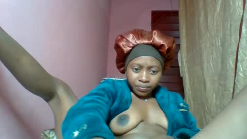 Snapshot of marinagold69 chatting on 8, 7, 2026 marinagold69 online show from 8, 7, 2026