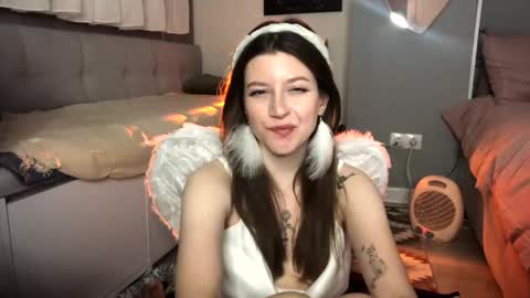 MarinaxMonroe online show from 29, 10, 2025